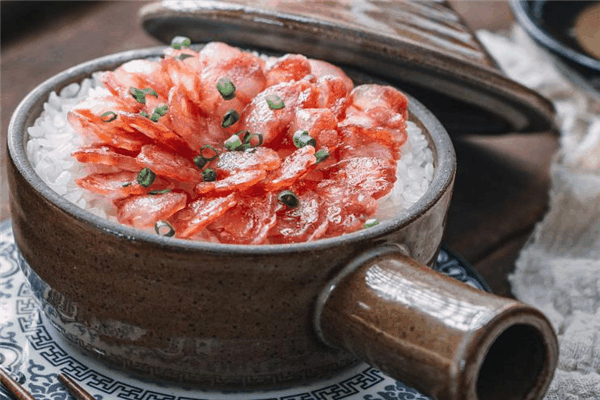 正宗煲仔飯
