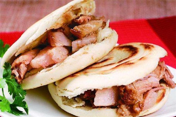 牛饃饃肉夾饃加盟