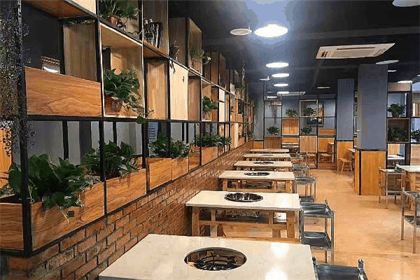 來(lái)燙麻辣燙