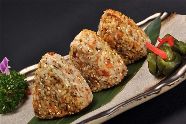 呦呦飯團(tuán)加盟