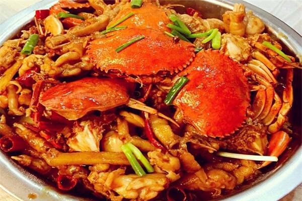 相見恨晚肉蟹煲火鍋加盟