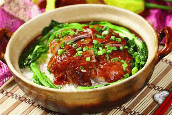 班記煲仔飯加盟