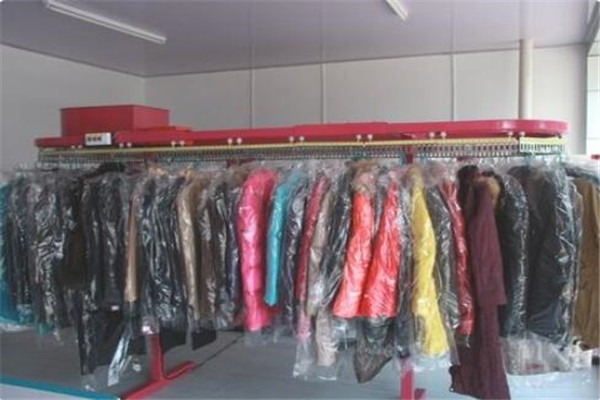深藍(lán)洗衣店加盟