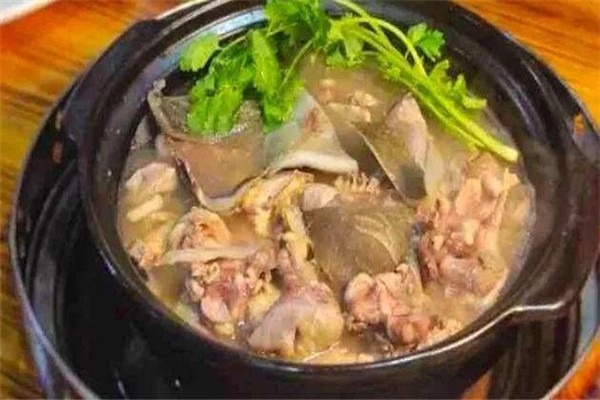 赤坎榮記水魚(yú)雞煲火鍋加盟
