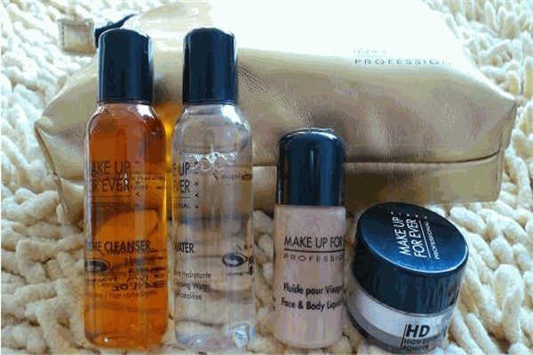 MakeUpForEver美卡芬艾彩妝加盟