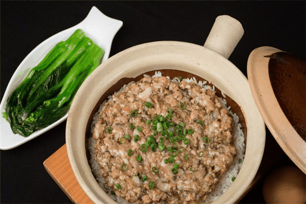 程小姐私房煲仔飯
