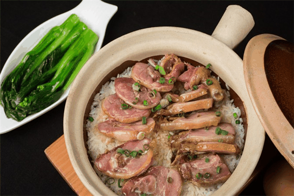 瓦罉煲仔飯