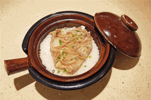 添香樂煲仔飯