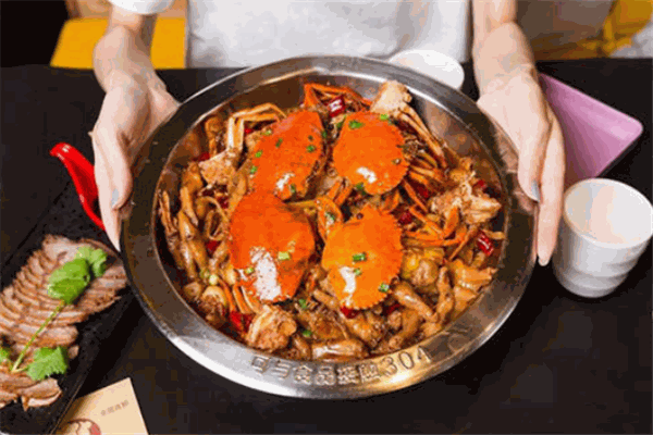 金牌肉蟹煲