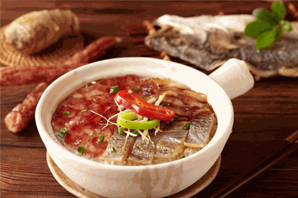 老媽煲仔飯