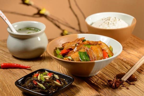 金緣佳木桶飯