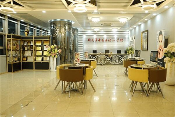精英美業(yè)連鎖培訓學校加盟