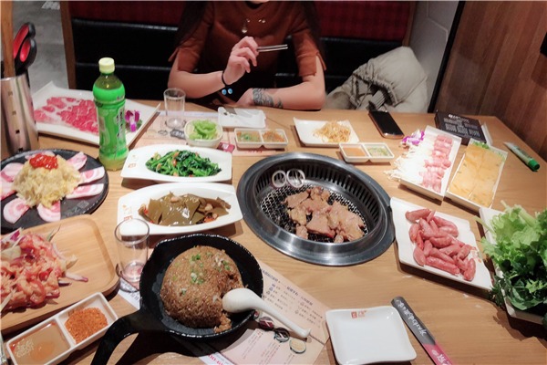 炭之家烤肉加盟