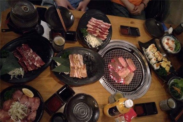 燒肉盛加盟