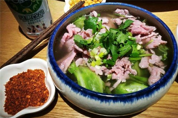 全牛道蹺腳牛肉加盟