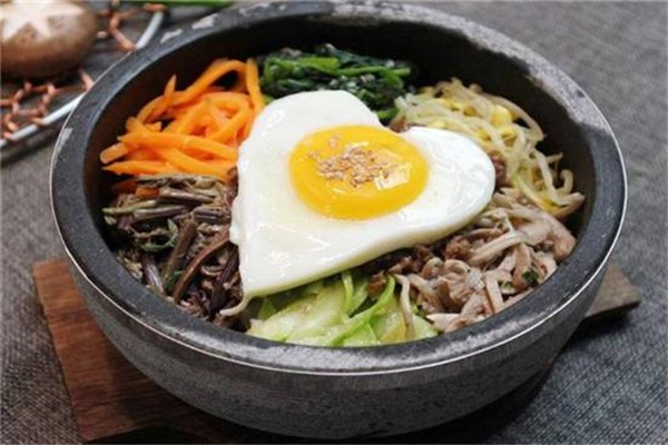 秋田米香瓦鍋飯加盟