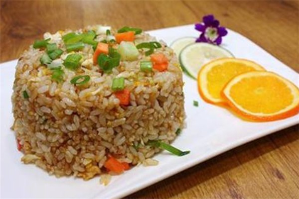 上品排骨米飯
