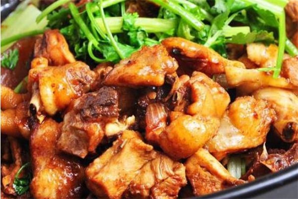 清遠香脆雞煲蓮花路加盟