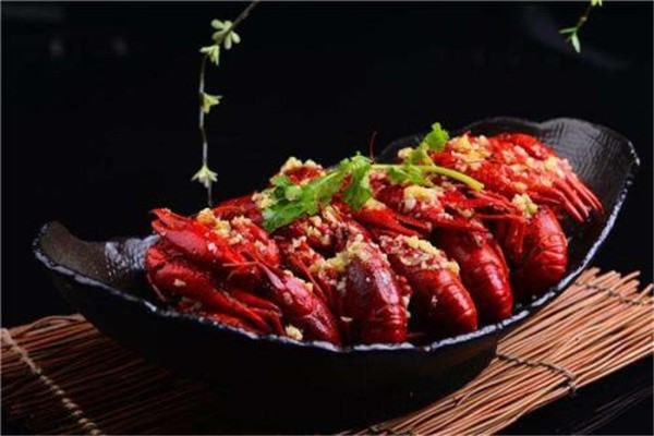 紅鎧甲創(chuàng)意龍蝦