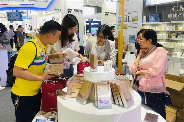 美利妝業(yè)加盟