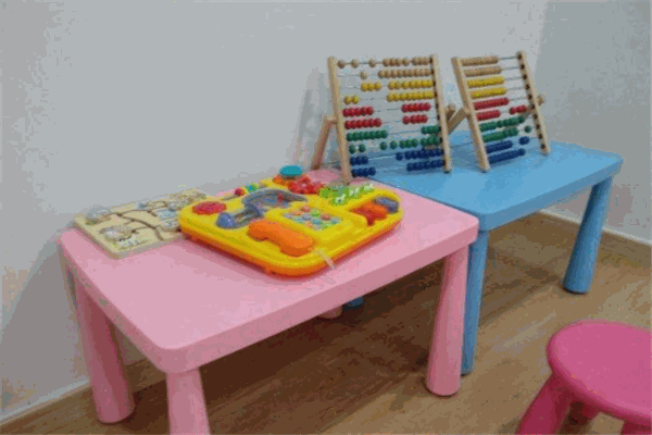 福貝貝嬰幼兒教育加盟