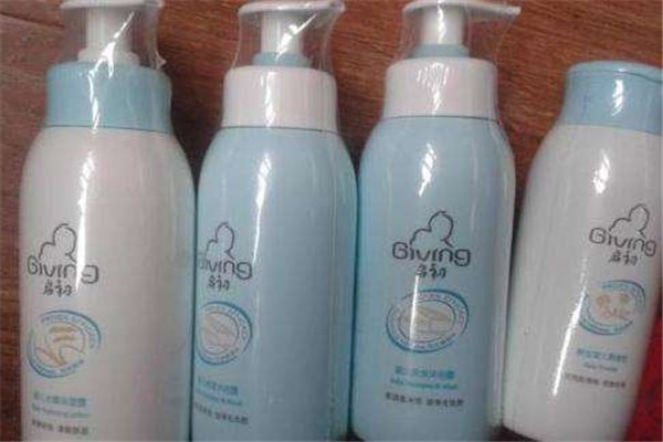 啟初嬰兒洗護(hù)用品加盟