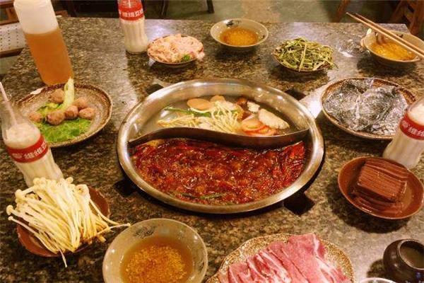重慶千廝門(mén)碼頭火鍋加盟