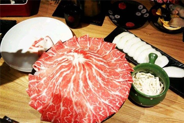 金巴鍋物料理加盟