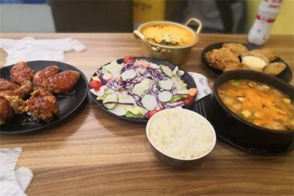 starhot韓國炸雞啤酒加盟