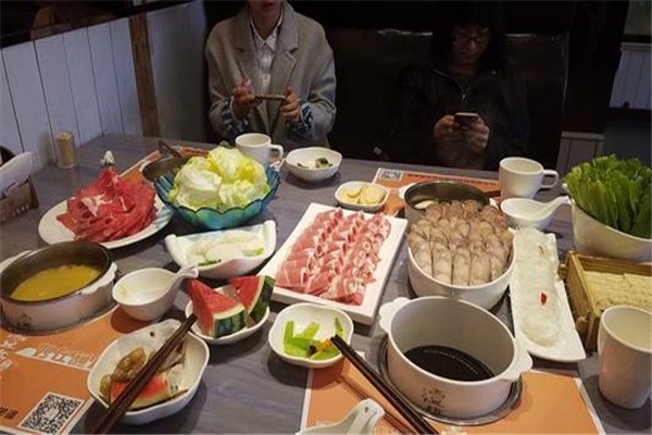 壹撈百味蘸料火鍋加盟