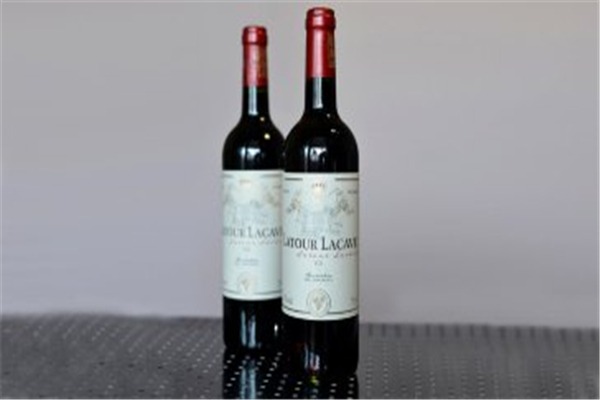 寶萊爾伯爵酒業(yè)加盟
