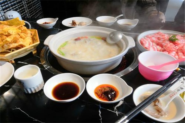 撈東家養(yǎng)生撈加盟
