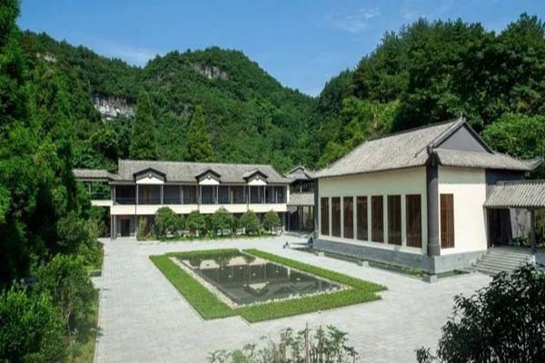 喜悅秘境酒店