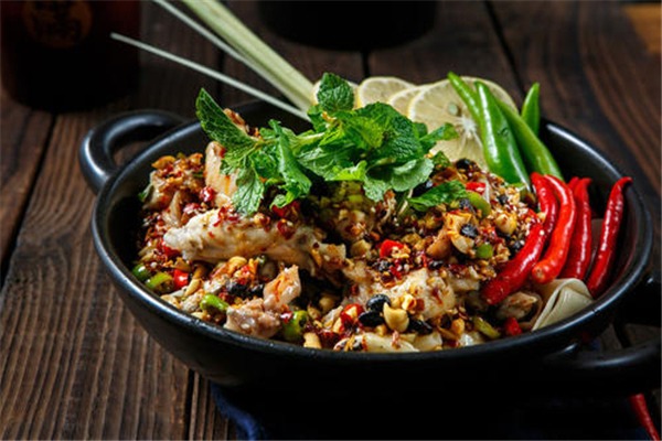 蛙小賢香辣魚(yú)蛙飯加盟