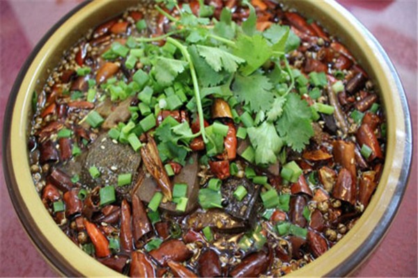 兔吧鍋中餐加盟