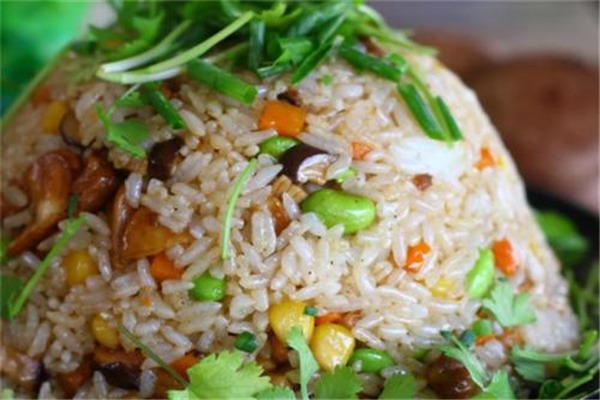 花禾尚炒飯加盟