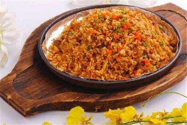 禾木鐵板炒飯加盟