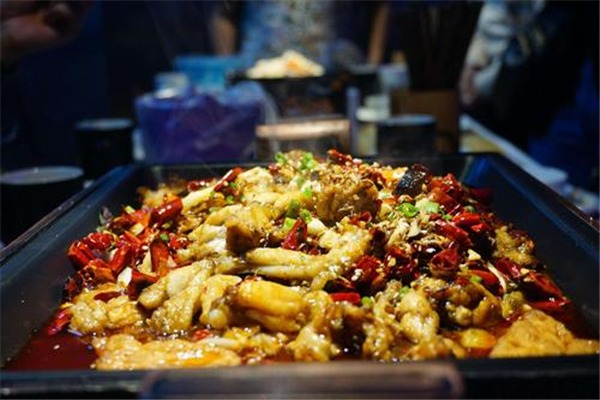 小俠炭燒牛蛙加盟