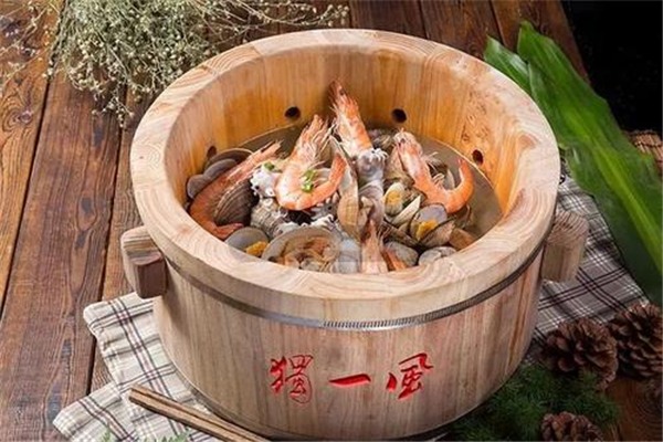 獨(dú)一風(fēng)木桶火鍋加盟