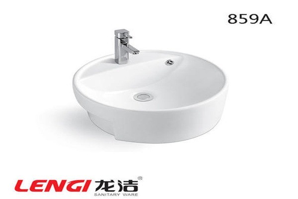 龍潔衛(wèi)浴加盟
