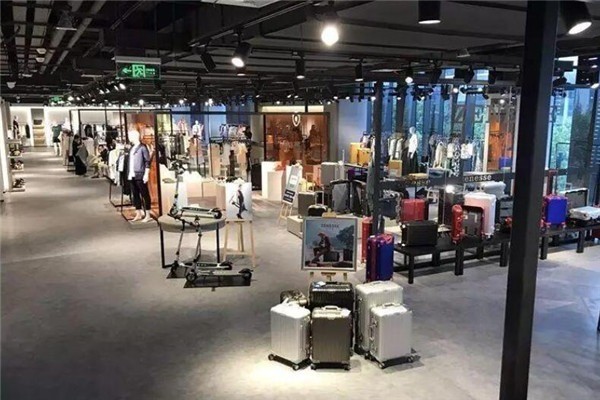 潮流空間時(shí)尚生活館加盟