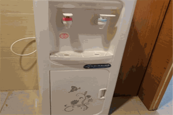 天年飲水機(jī)加盟