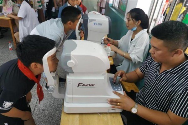 伊點(diǎn)伍視力恢復(fù)加盟