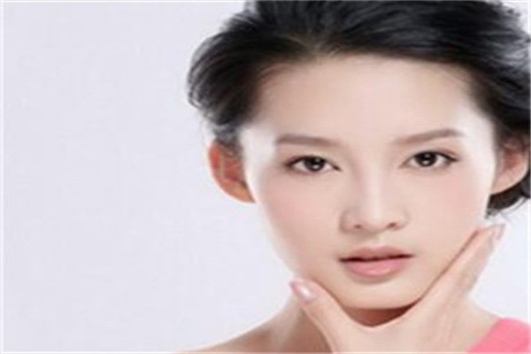 夢(mèng)女孩護(hù)膚品加盟