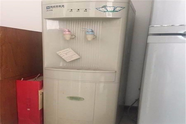 司邁特飲水機(jī)加盟
