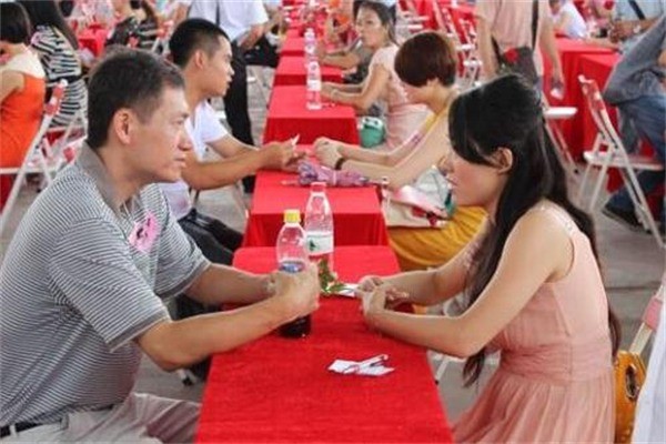 世紀(jì)佳緣婚介加盟