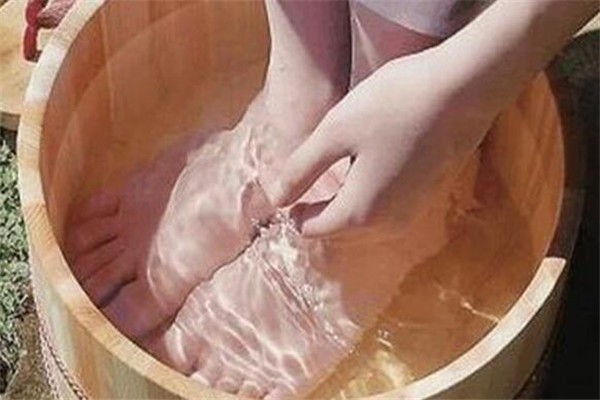 愛養(yǎng)生十元足療超市加盟