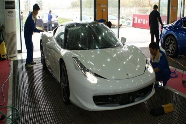 康明斯汽車(chē)美容加盟