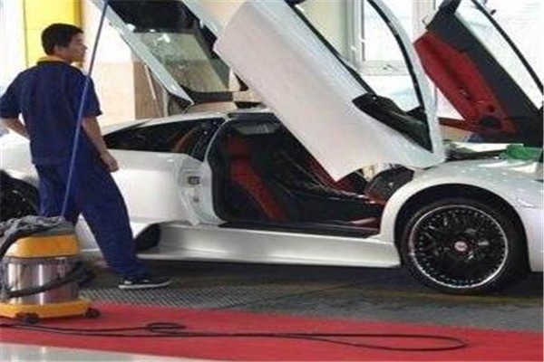 尚亮汽車美容加盟