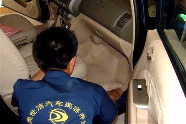 鯊克汽車美容養(yǎng)護(hù)加盟